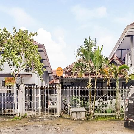Spot On 90797 Sukun Syariah Homestay 玛琅 外观 照片