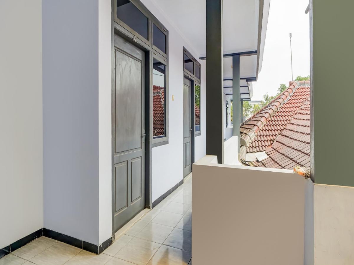 Spot On 90797 Sukun Syariah Homestay 玛琅 外观 照片