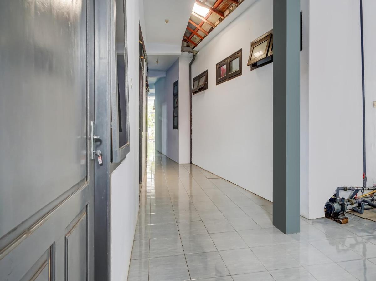 Spot On 90797 Sukun Syariah Homestay 玛琅 外观 照片