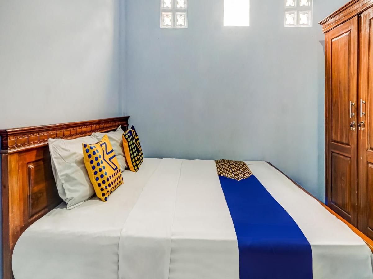 Spot On 90797 Sukun Syariah Homestay 玛琅 外观 照片
