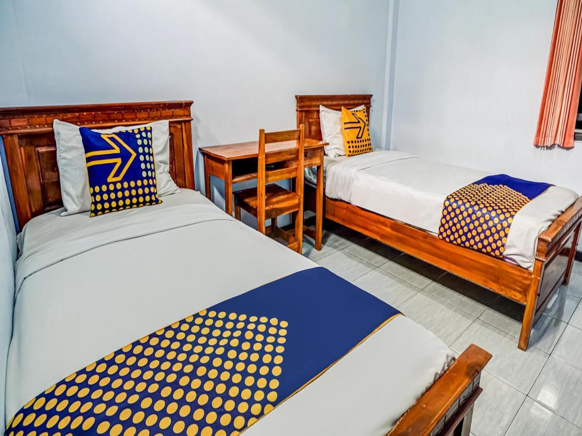 Spot On 90797 Sukun Syariah Homestay 玛琅 外观 照片